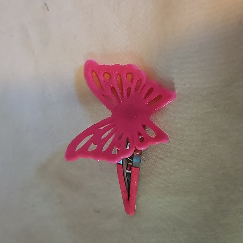 Pink butterfly hair clips
